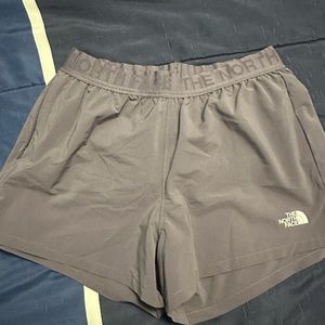 TNF Women’s Wander Shorts
